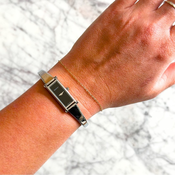 Vintage Authentic Working Gucci Watch - Picture 5 of 5